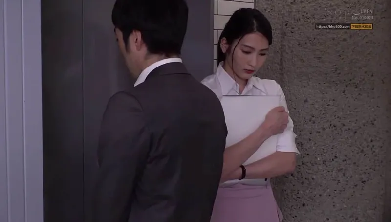 Em thư ký éo le bị sếp bắt vào nhà trọ phục vụ đối tác